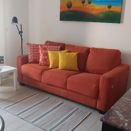 Claire Apartment *
